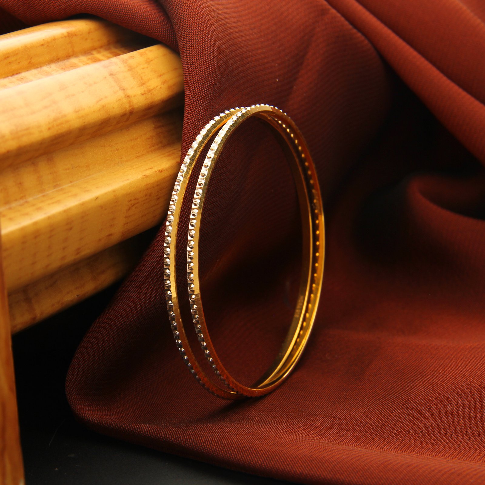 FANCY BANGLES